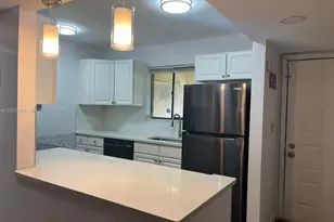 191 Lakeview Dr, Weston, FL 33326 - Photo 5