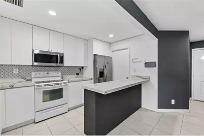 5843 Woodlands Blvd #5843, Tamarac, FL 33319 - Photo 7