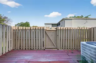 5843 Woodlands Blvd, Tamarac, FL 33319 - Photo 35