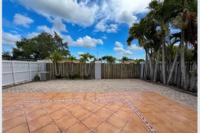 17221 SW 142nd Ct, Miami, FL 33177 - Photo 21