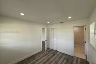 2161 NW 26th Ave, Fort Lauderdale, FL 33311 - Photo 9
