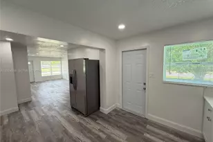 2161 NW 26th Ave, Fort Lauderdale, FL 33311 - Photo 29