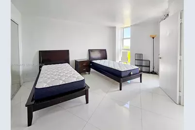 100 Bayview Dr #722, Sunny Isles Beach, FL 33160 - Photo 11