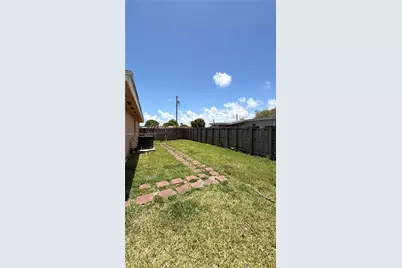 11001 SW 218th Ter, Miami, FL 33170 - Photo 7