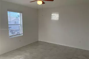 906 SE 17th St, Homestead, FL 33034 - Photo 9