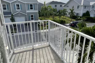 906 SE 17th St, Homestead, FL 33034 - Photo 11