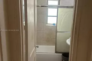 12555 NW 10th Ave, North Miami, FL 33168 - Photo 21