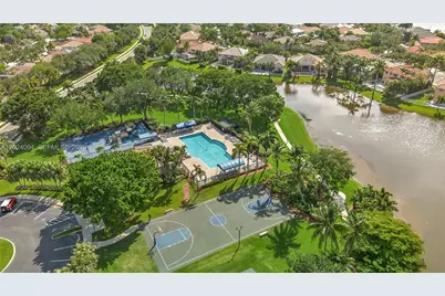 885 Tanglewood Cir, Weston, FL 33327 - Photo 35