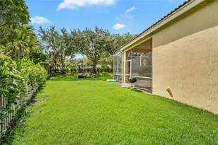 885 Tanglewood Cir, Weston, FL 33327 - Photo 45