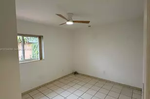 300 E 37th St, Hialeah, FL 33013 - Photo 13