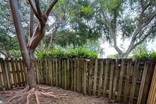 2560 SE 15th Ct, Homestead, FL 33035 - Photo 29