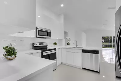 4366 Mahogany Ridge Dr #0, Weston, FL 33331 - Photo 7