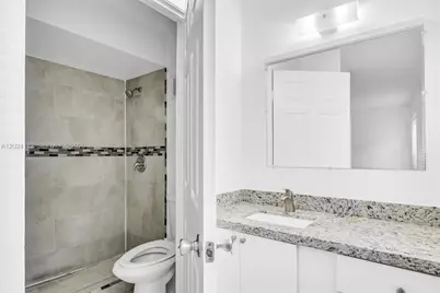 2011 Bay Dr #4, Miami Beach, FL 33141 - Photo 15