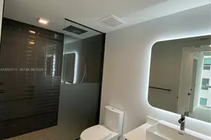 227 NE 2nd St, Miami, FL 33132 - Photo 23
