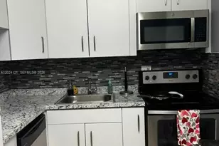 10900 SW 104th St, Miami, FL 33176 - Photo 3