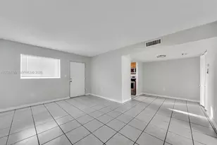 2011 Bay Dr, Miami Beach, FL 33141 - Photo 7