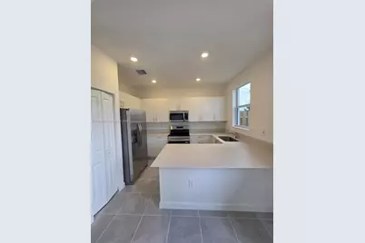 2764 SE 26th Ave #2764, Homestead, FL 33035 - Photo 3