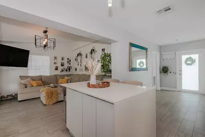 1130 NE 143rd St, North Miami, FL 33161 - Photo 13
