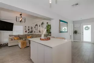 1130 NE 143rd St, North Miami, FL 33161 - Photo 13