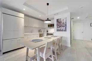45 SW 9th St, Miami, FL 33130 - Photo 5