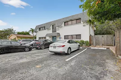 5731 NE 18th Ave #6, Fort Lauderdale, FL 33334 - Photo 1