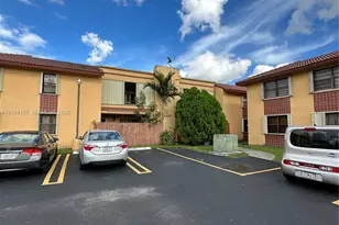 10813 NW 7th St, Miami, FL 33172 - Photo 17