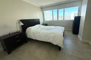 7135 Collins Ave, Miami Beach, FL 33141 - Photo 19