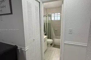3514 W 76th St, Hialeah, FL 33018 - Photo 17