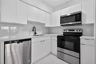 1740 Funston St, Hollywood, FL 33020 - Photo 7