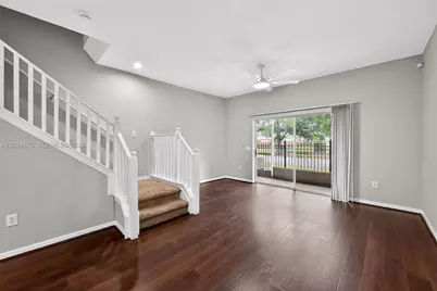 12966 Kings Crossing Dr, Tampa, FL 33534 - Photo 1