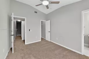 12966 Kings Crossing Dr, Tampa, FL 33534 - Photo 23
