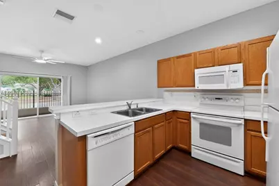 12966 Kings Crossing Dr, Tampa, FL 33534 - Photo 15