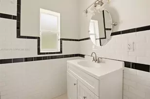 131 NE 97th St, Miami Shores, FL 33138 - Photo 7