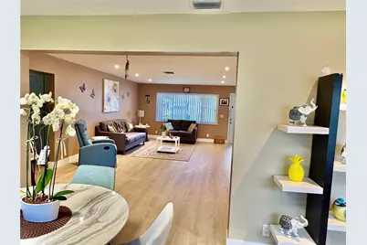 8225 NW 12th Ct, Plantation, FL 33322 - Photo 13