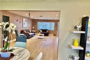8225 NW 12th Ct, Plantation, FL 33322 - Photo 13