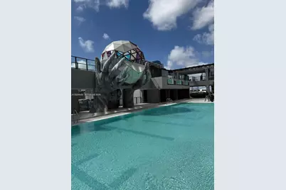20 NE 11 St #2601, Miami, FL 33132 - Photo 3