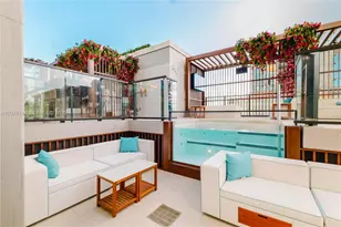 20 NE 11th St, Miami, FL 33132 - Photo 17