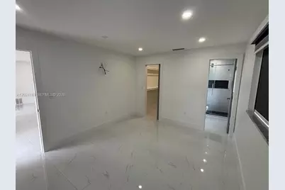 8460 NW 21st St, Sunrise, FL 33322 - Photo 17