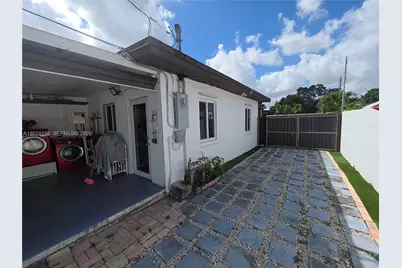 651 E 48th St, Hialeah, FL 33013 - Photo 25
