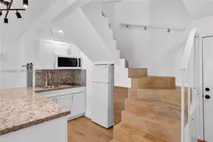 1350 Pennsylvania Ave, Miami Beach, FL 33139 - Photo 17