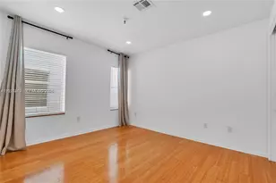 1350 Pennsylvania Ave, Miami Beach, FL 33139 - Photo 7