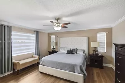 6520 Olde Moat Way, Davie, FL 33331 - Photo 35