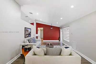 6520 Olde Moat Way, Davie, FL 33331 - Photo 23