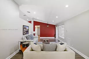 6520 Olde Moat Way, Davie, FL 33331 - Photo 23