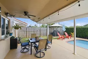 6520 Olde Moat Way, Davie, FL 33331 - Photo 23