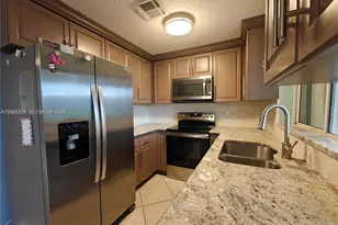 9803 NW 37th St, Sunrise, FL 33351 - Photo 7