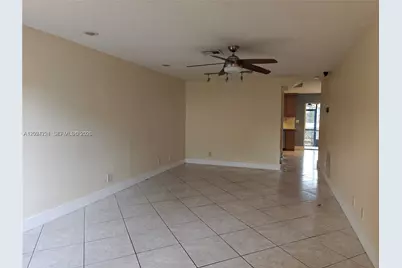 9803 NW 37th St, Sunrise, FL 33351 - Photo 5