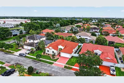 317 SW 185th Ter, Pembroke Pines, FL 33029 - Photo 71