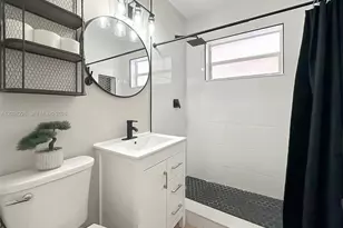 2810 SW 33rd Ave, Miami, FL 33133 - Photo 3