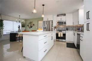 9330 NW 43rd St, Sunrise, FL 33351 - Photo 9